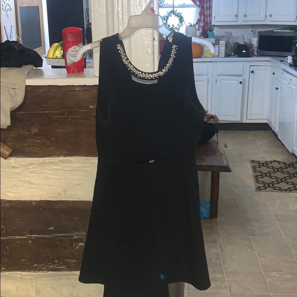 Monteau dress made in Vietnam - Picture 1 of 2